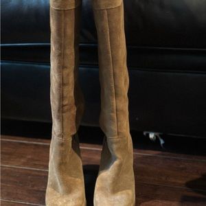 Arturo Chiang over knee suede boots